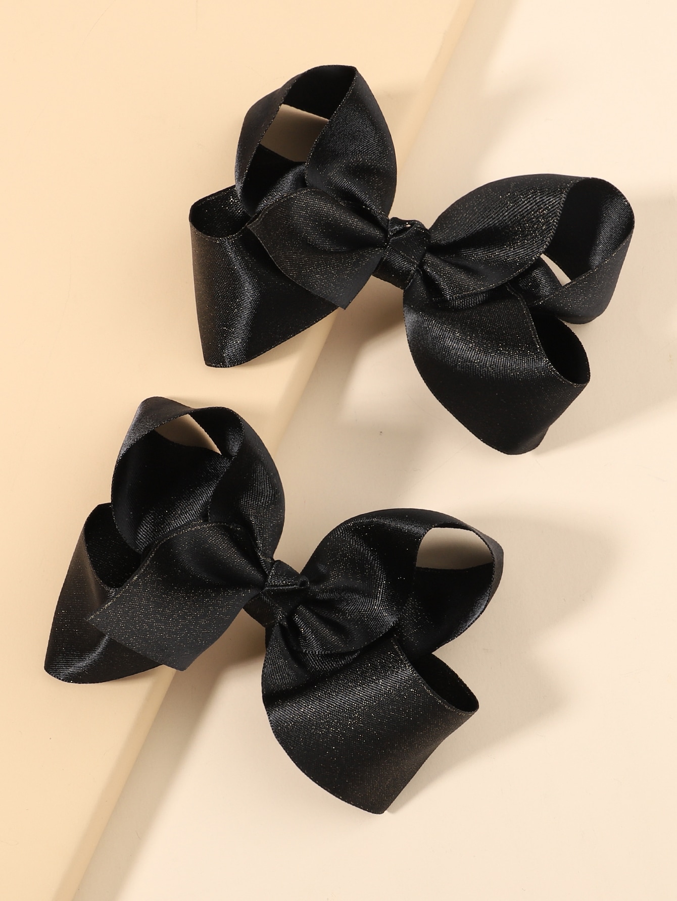 2 szt. Jednokolorowe spinki do – Ribbon Bow Gift recenzja i cena